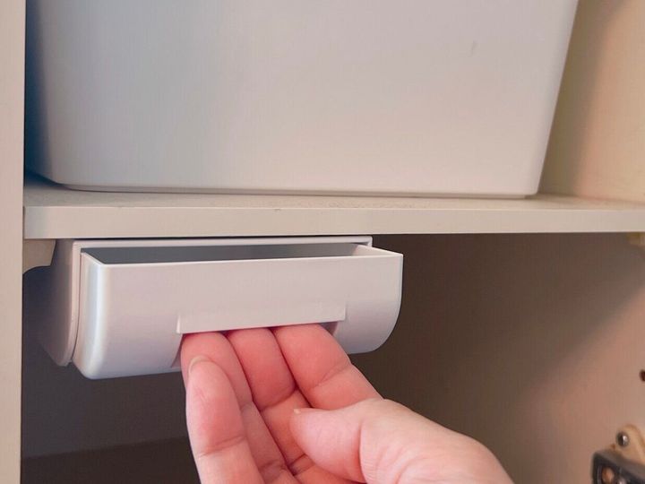 ダイソーの「取り付け式引き出し」が小物収納にぴったり!