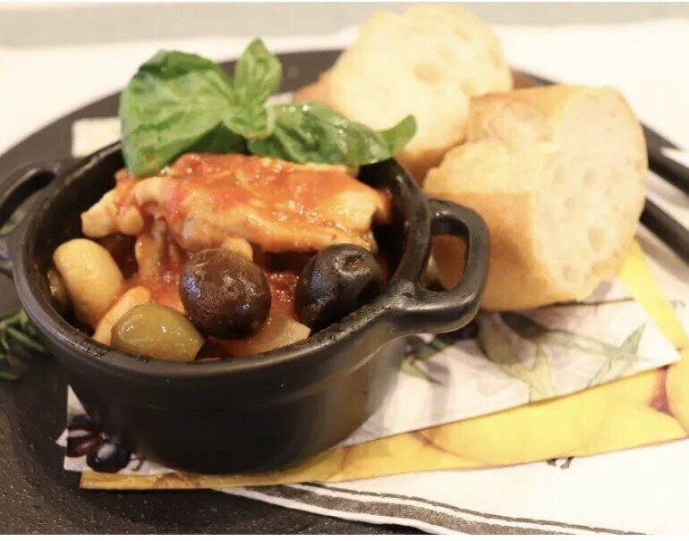 【おうちでレストラン】炒めて煮込むだけ！チキンのカチャトーラ