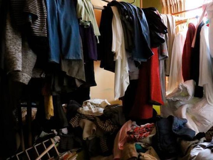 片づけのプロが指摘 クローゼットがごちゃごちゃになってしまう人がやっているng習慣 サンキュ 片づけのプロが指摘 クローゼットがごちゃごちゃになってしまう人がやっているng習慣 サンキュ