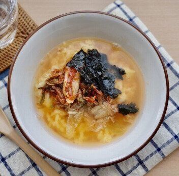 卵かけご飯アレンジ≪3分で完成！簡単キムチクッパ≫