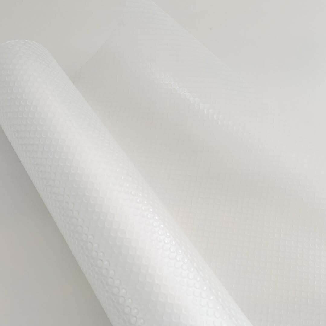 【ニトリ】シート状なので好みの長さに合わせてカットできる