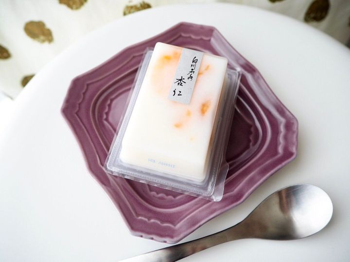 シャトレーゼ「白州名水 杏仁」商品写真