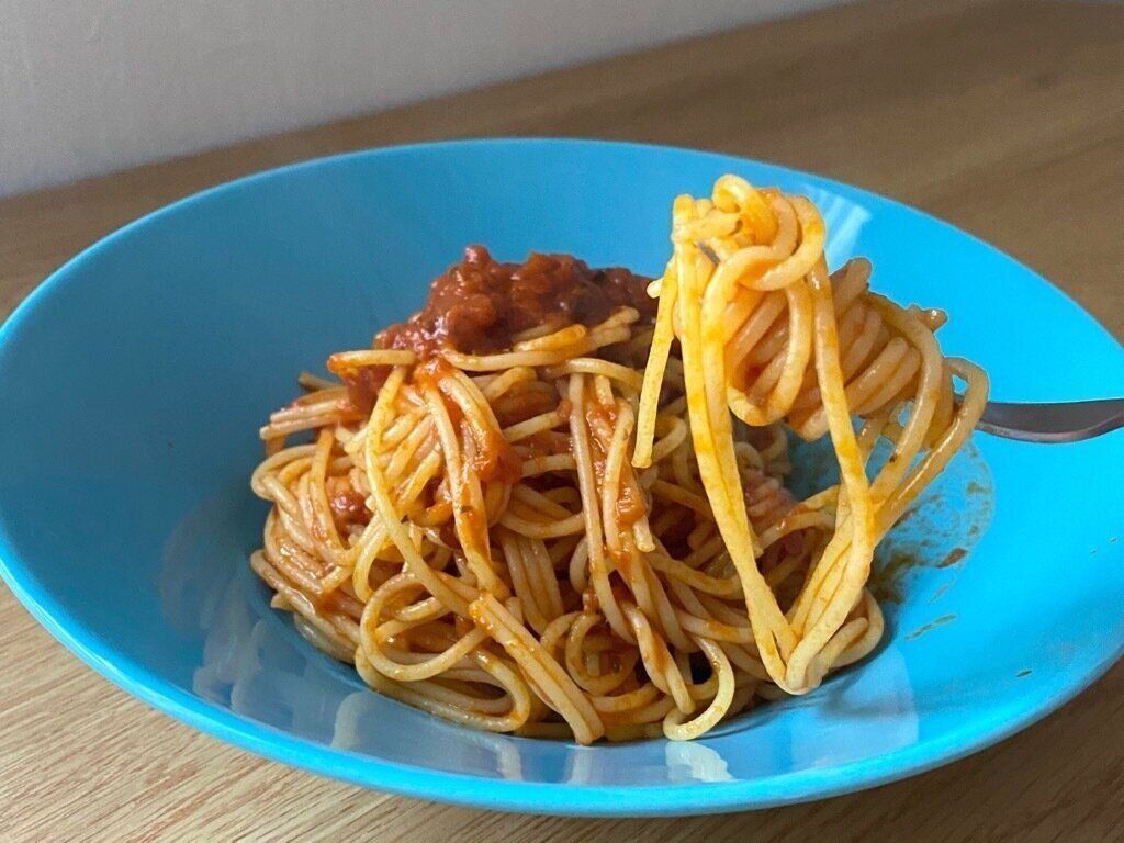 パスタソーストリュフトマト