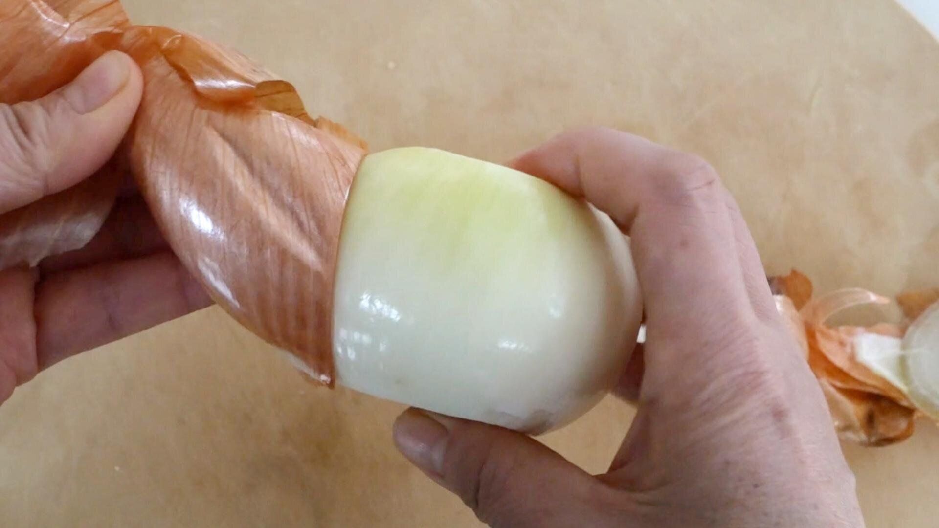 玉ねぎの皮むき