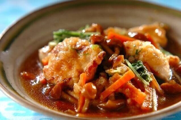 鶏むね肉とナメコのさっぱり大根おろし煮