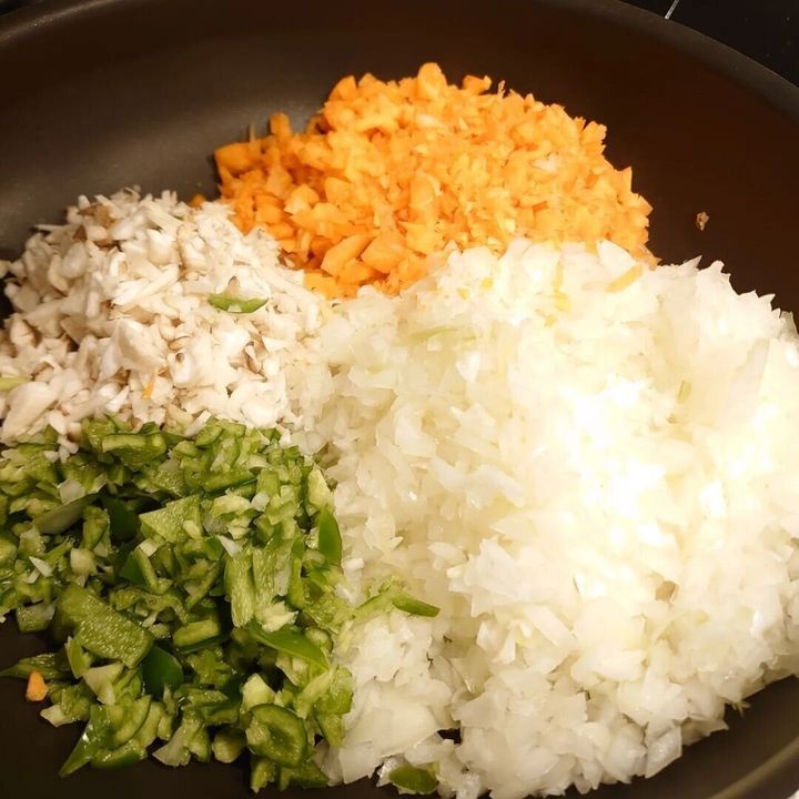 【3COINS】めちゃくちゃ便利すぎるハンディチョッパー