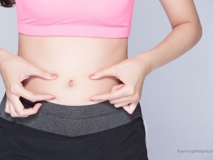 寝たままできる が硬いとお腹は痩せにくい 40代はほぐしてスリムを目指そう サンキュ 寝たままできる が硬いとお腹は痩せにくい 40代はほぐしてスリムを目指そう サンキュ
