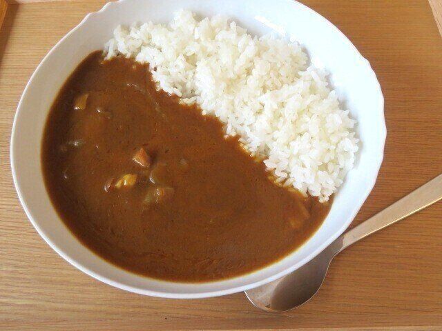 「和出汁と牛肉の大盛りカレー」（税込390円）