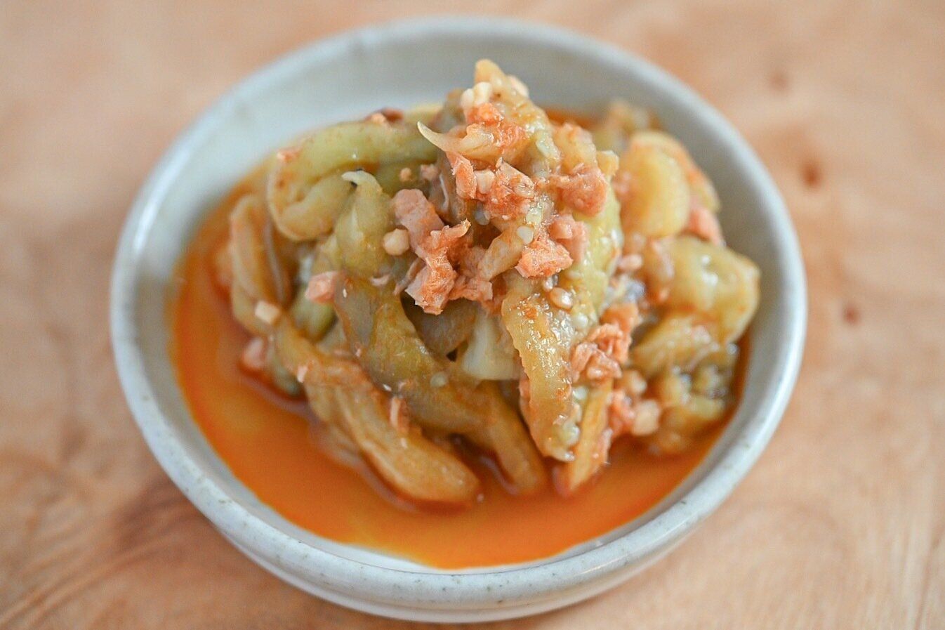 鮭にんにく辣油なす