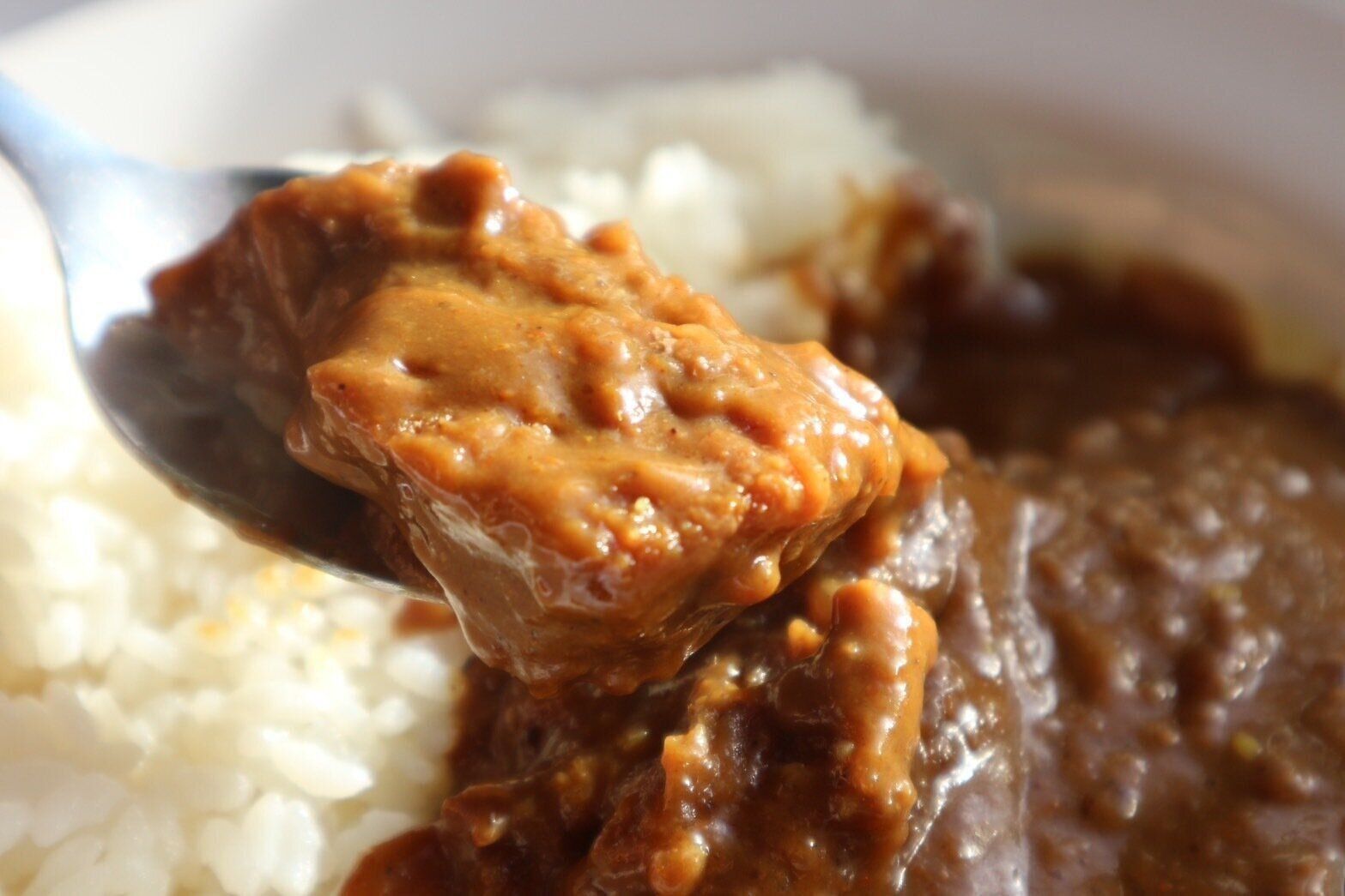 焙煎スパイスのごろり牛肉カレー