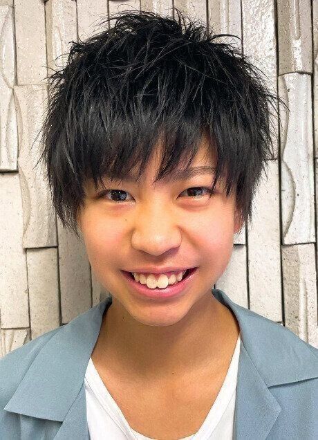 ふんわりと軽いシルエットが丁度いい！カジュアルショート