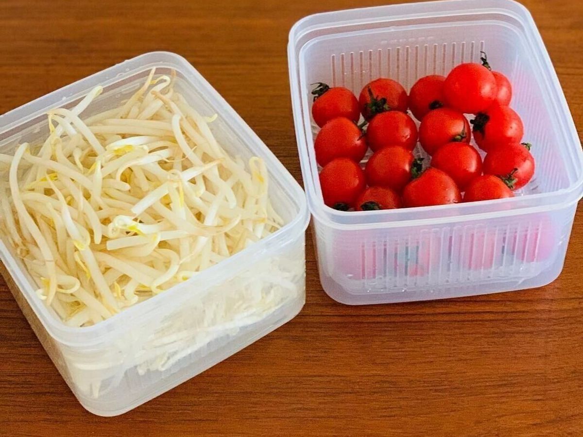 【セリア】時短につながる!便利なザル付き保存容器