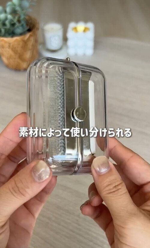 コロンとした可愛いサイズ感！「取り替え式2wayほこり取り」