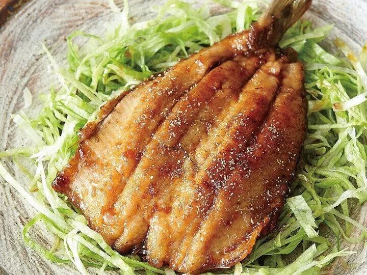 にんにく風味でどんぶりにしても◎！いわしのスタミナかば焼き