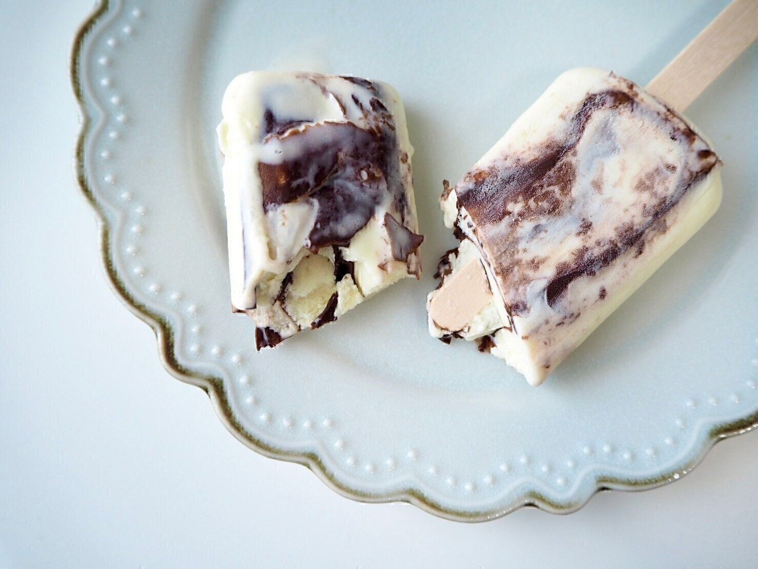 シャトレーゼ「チョコバッキー」断面写真