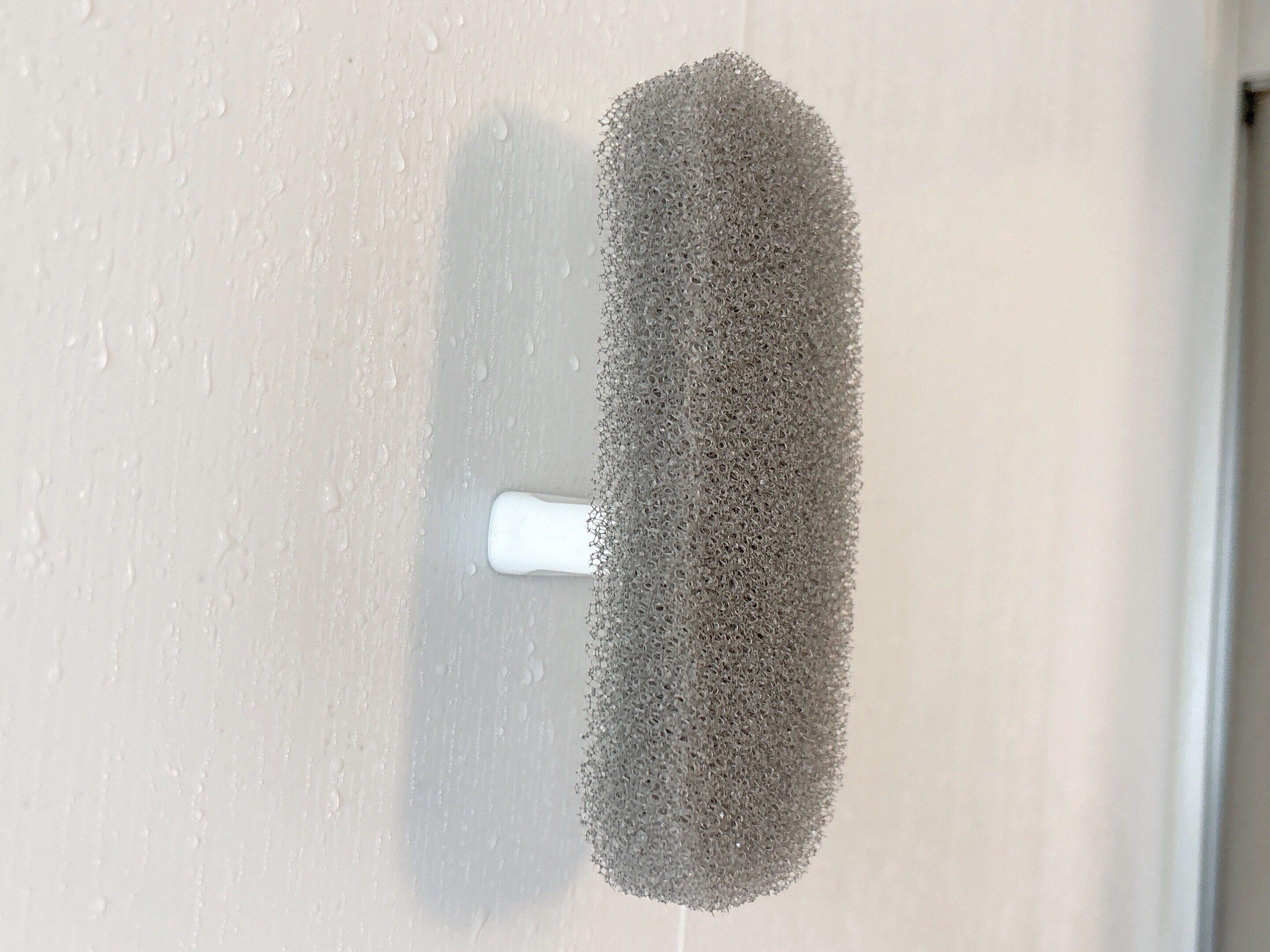 ダイソー磁石で引っ付くお風呂スポンジ