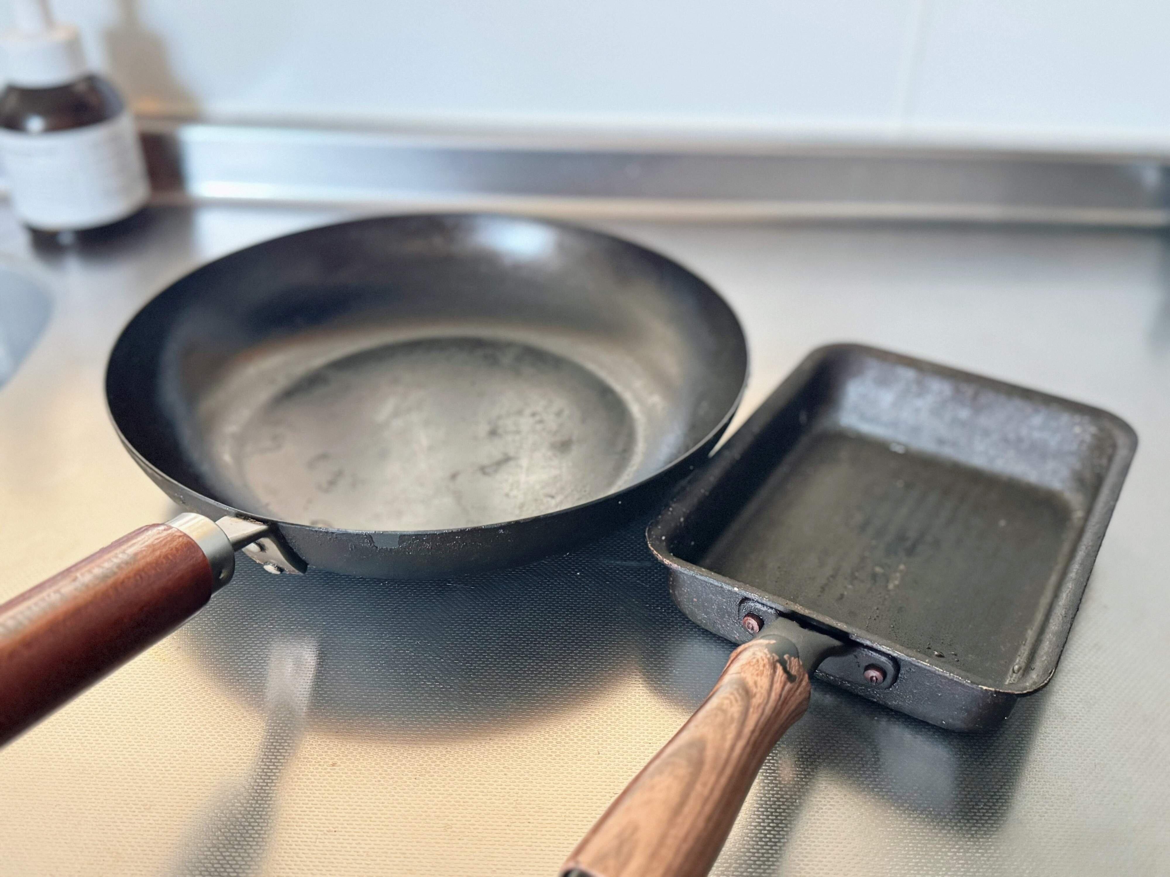 1．大中小のフライパンセット