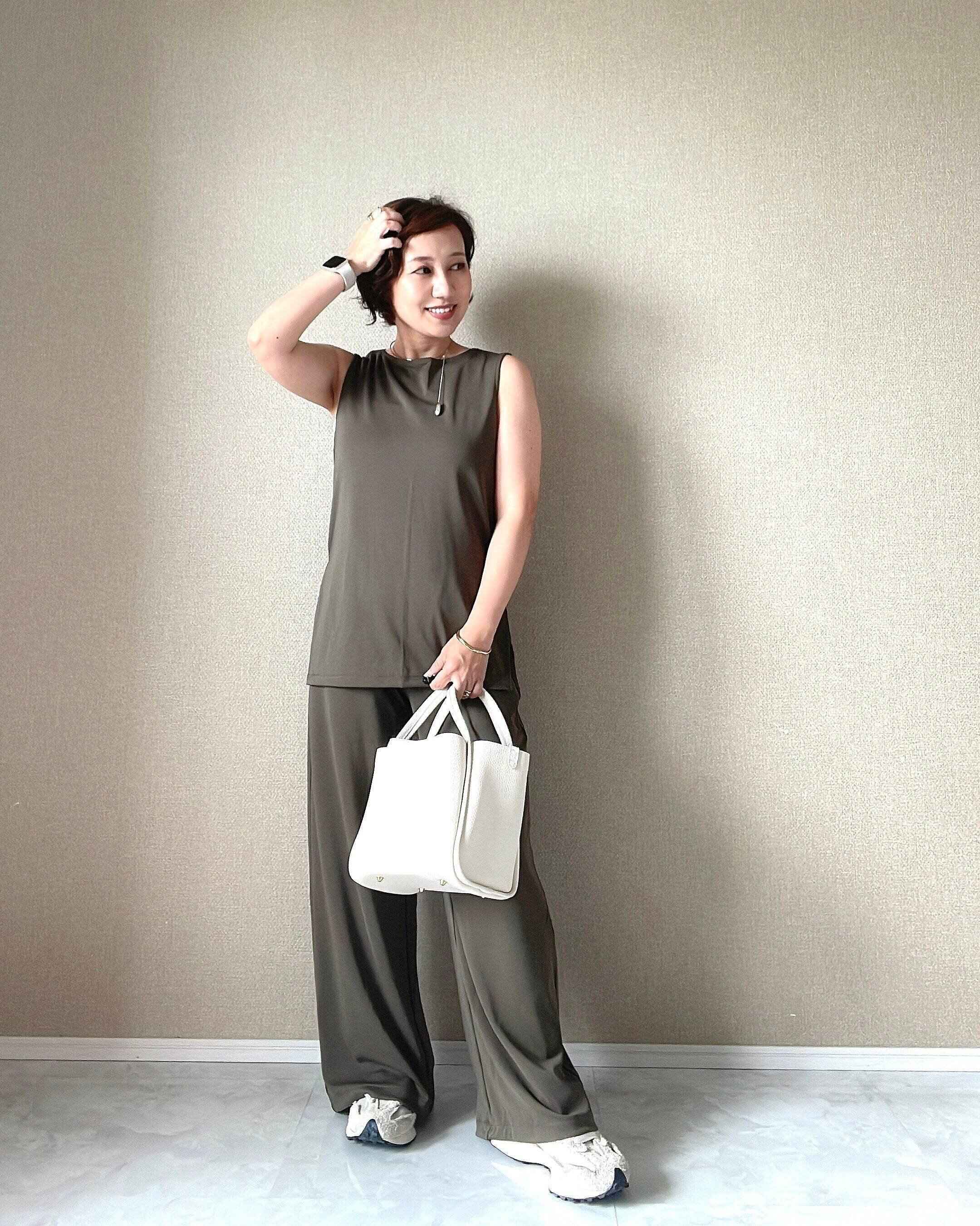 ユニクロ　セットアップ