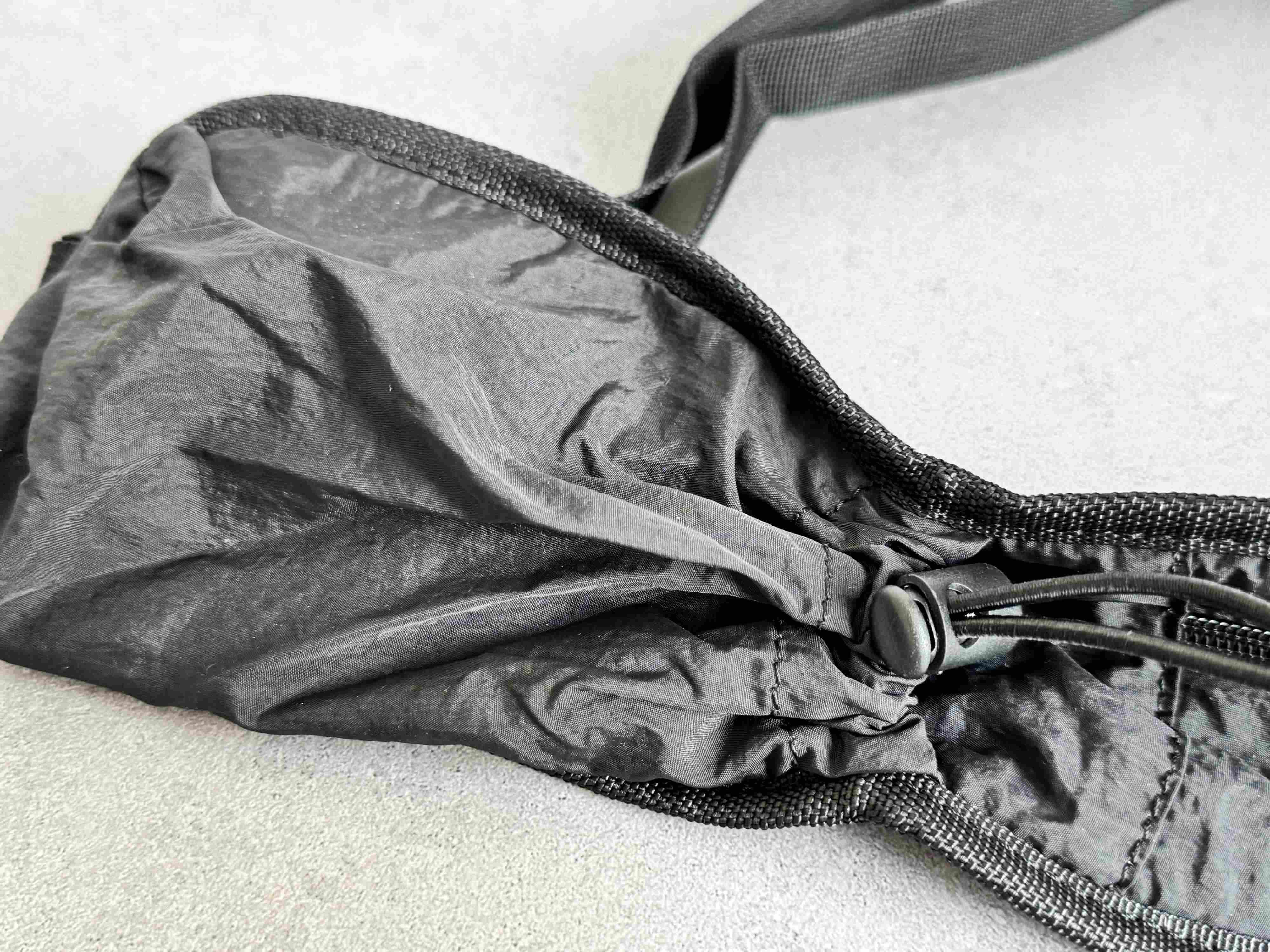 特長2．最小限の収納で身軽さアップ！