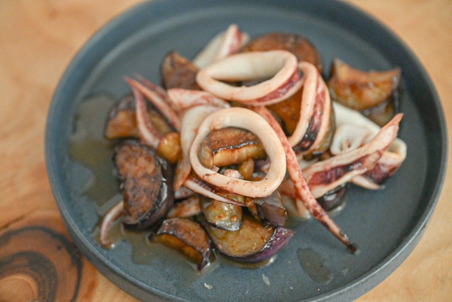 いかとなすのバターポン酢しょうゆ炒め