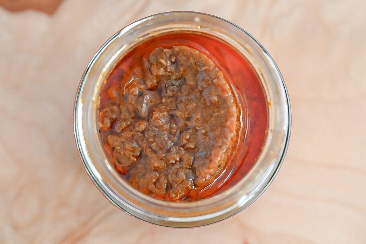 牛たんラー油の中身