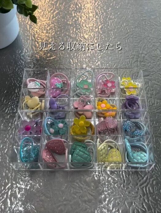 【セリア】ヘアアクセサリー収納は浅型トレイが便利