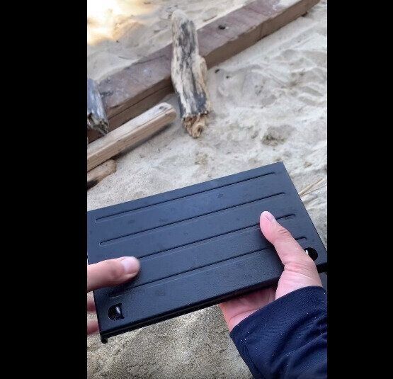 【ワークマン】デイキャンプに重宝！折りたたみテーブル