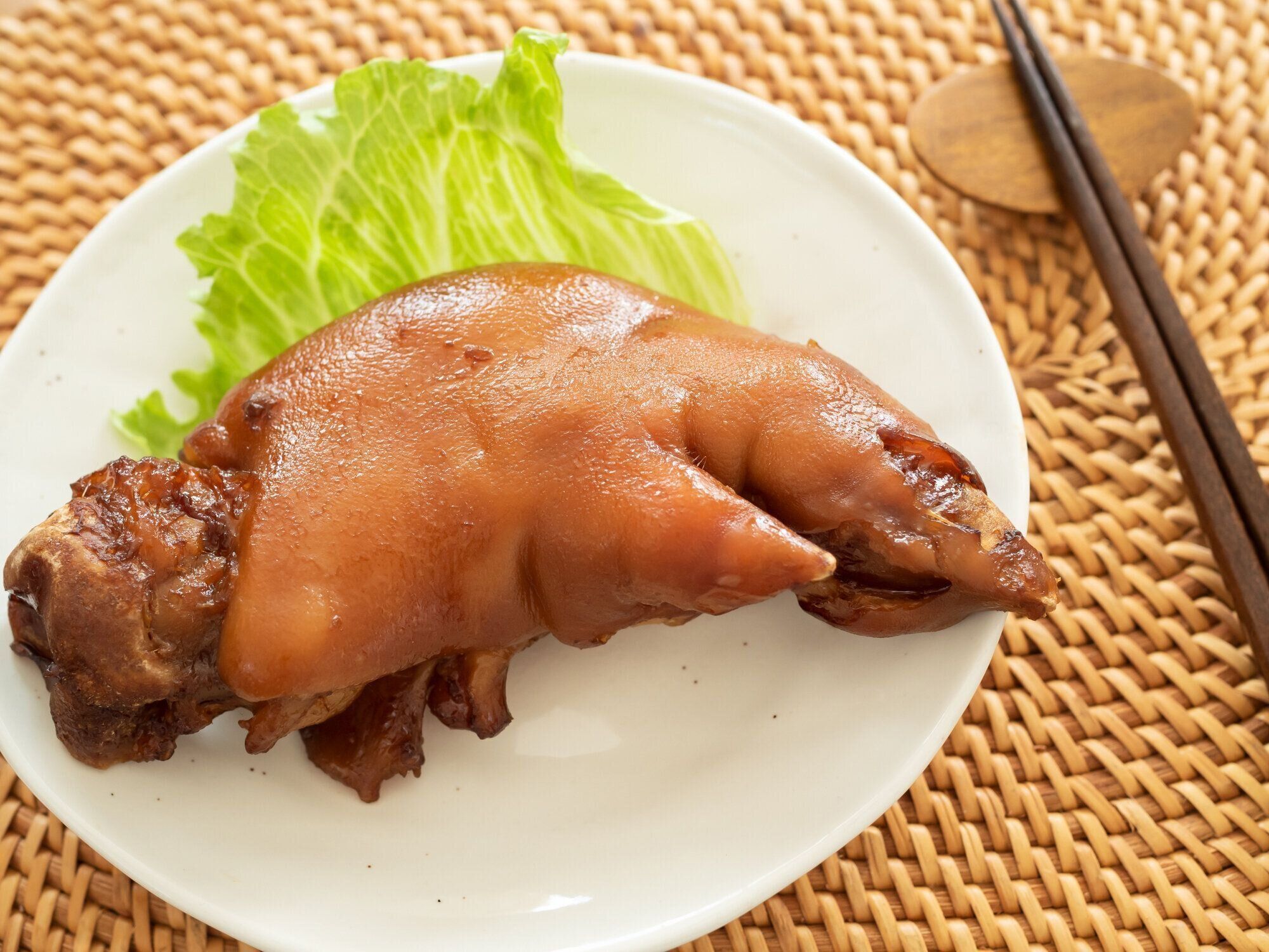 気になる 豚足 のカロリーや炭水化物量とは 食べる際に押さえるべきポイントを紹介 サンキュ