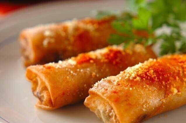 ボロネーゼで春巻き
