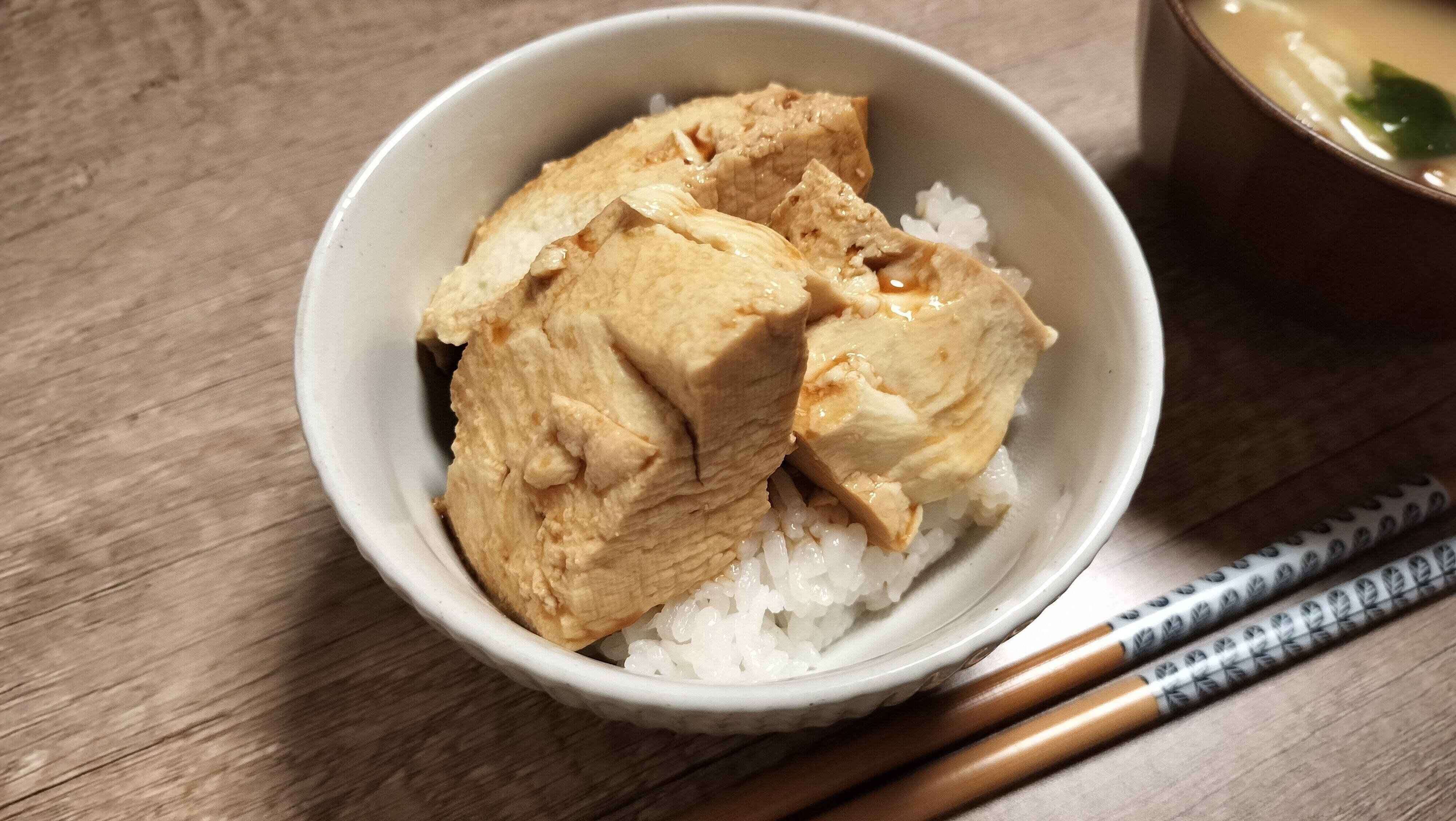 ごはんにあうほどの味しみ豆腐