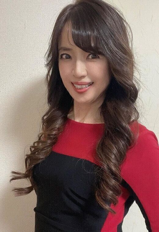 外巻きに巻いてゴージャスに！スーパーロングヘア