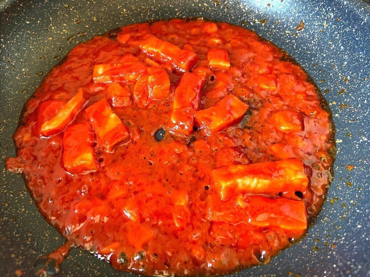 トマトソース作り