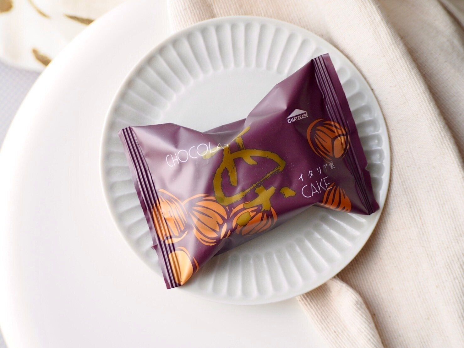 シャトレーゼ「ショコラケーキ イタリア栗」商品写真