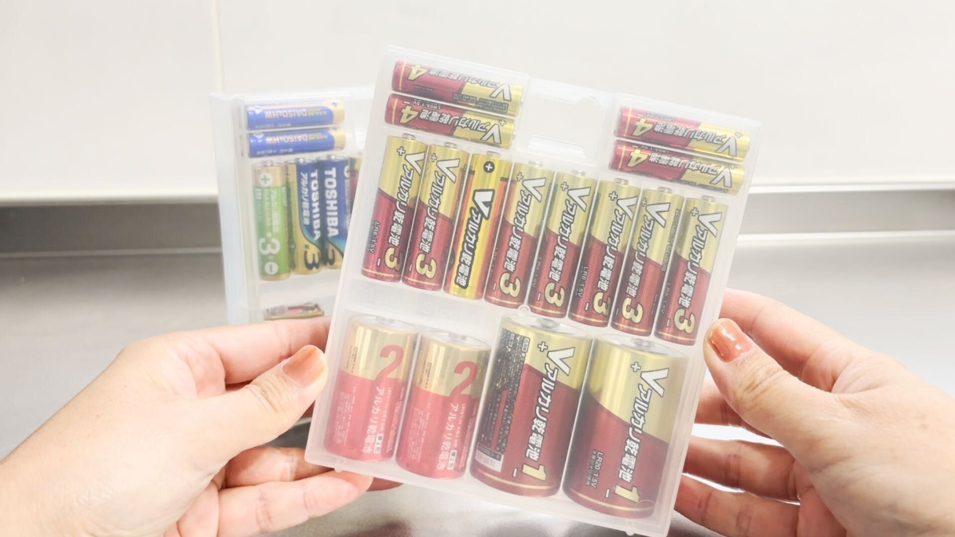 セリアの乾電池救急箱