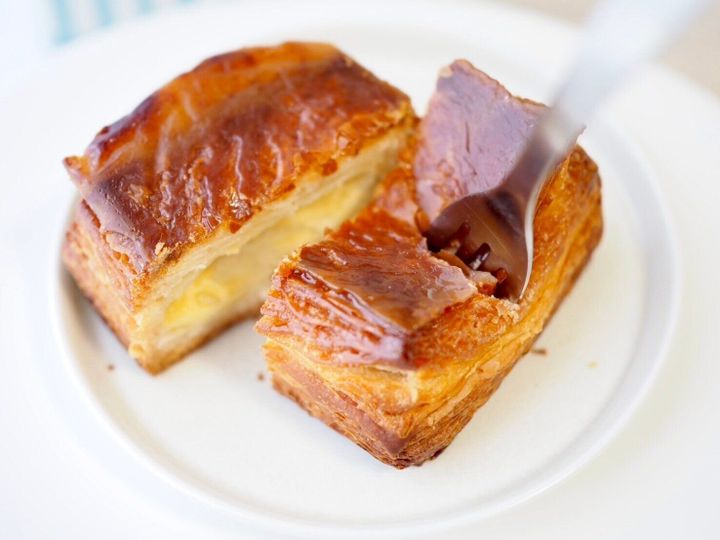 シャトレーゼ「ブリュレデニッシュ」おいしそうな写真