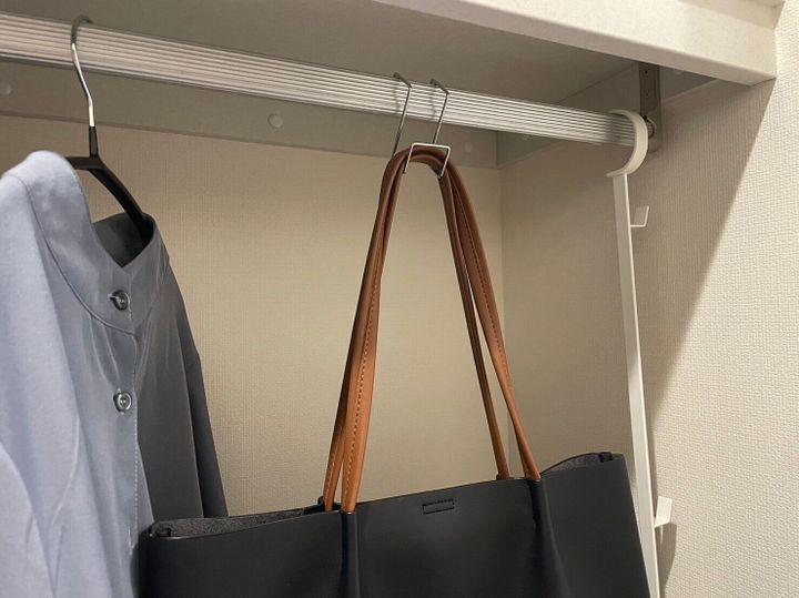 【無印良品】家事の悩み、不便をいっぺんに解決!?「扉につけるフック」が万能に使える