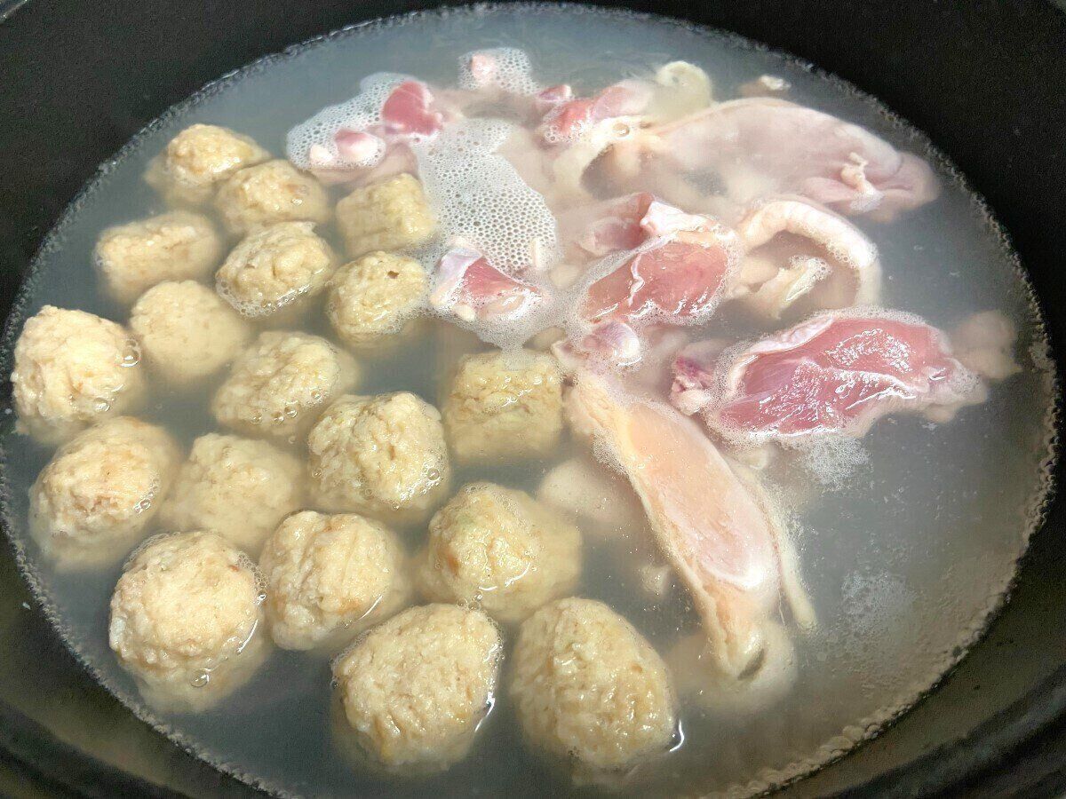 鶏団子と鶏肉