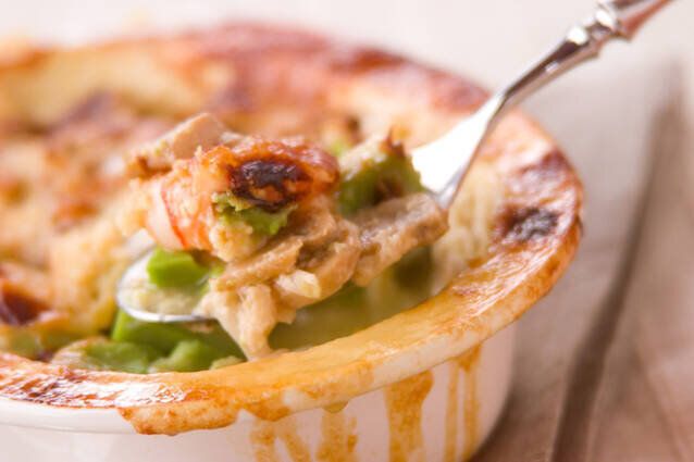 アボカドとエビのグラタン