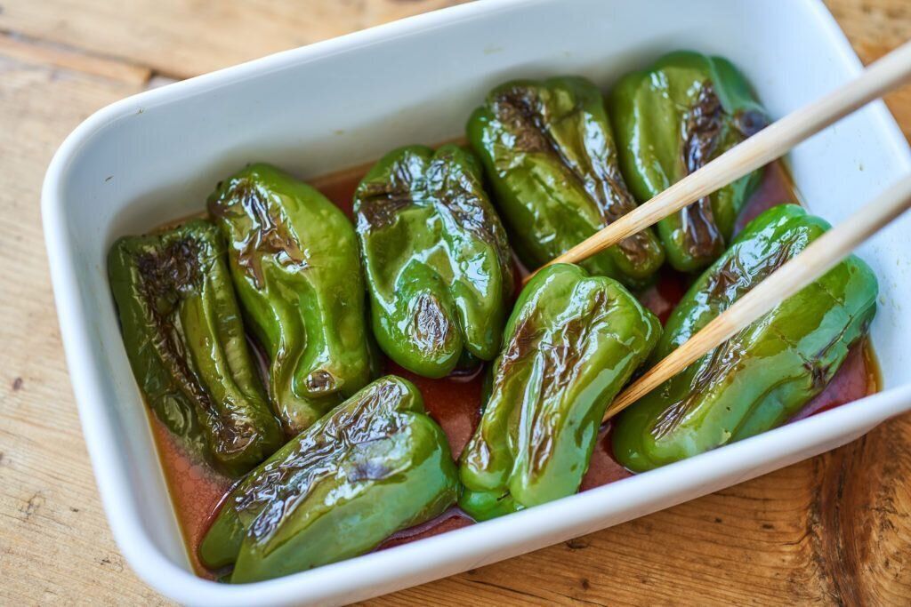 丸ごとピーマンの焼き浸し