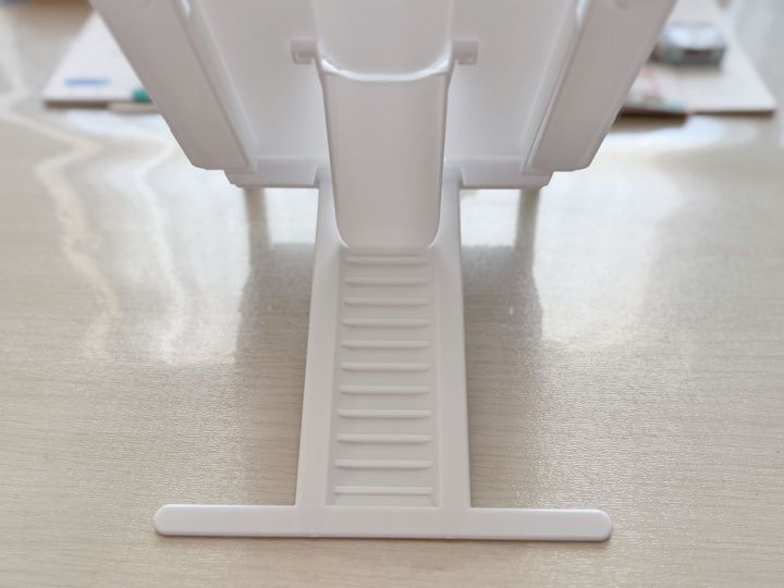 ポイント1.角度が14段階調整可能