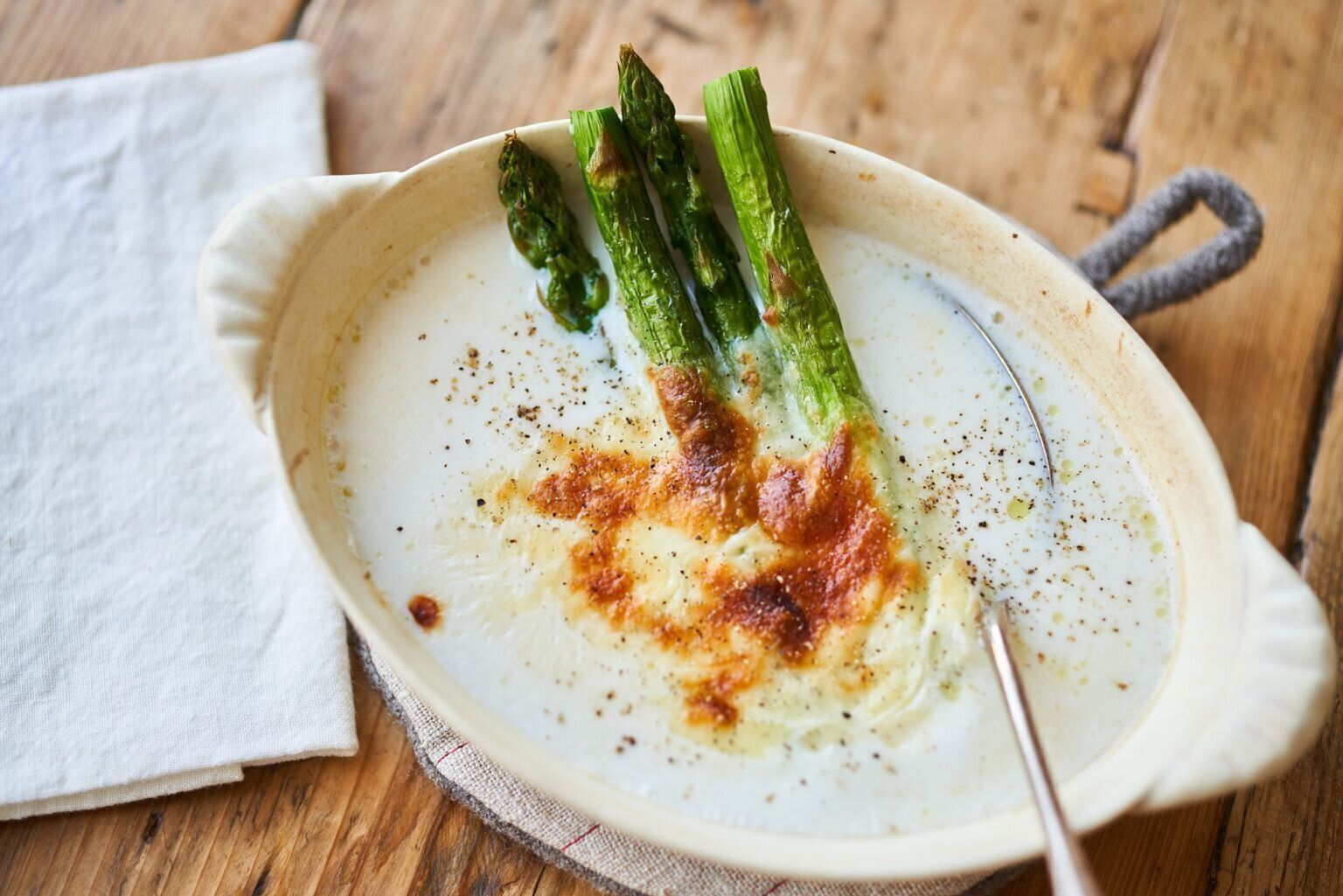 アスパラのドフィノワ