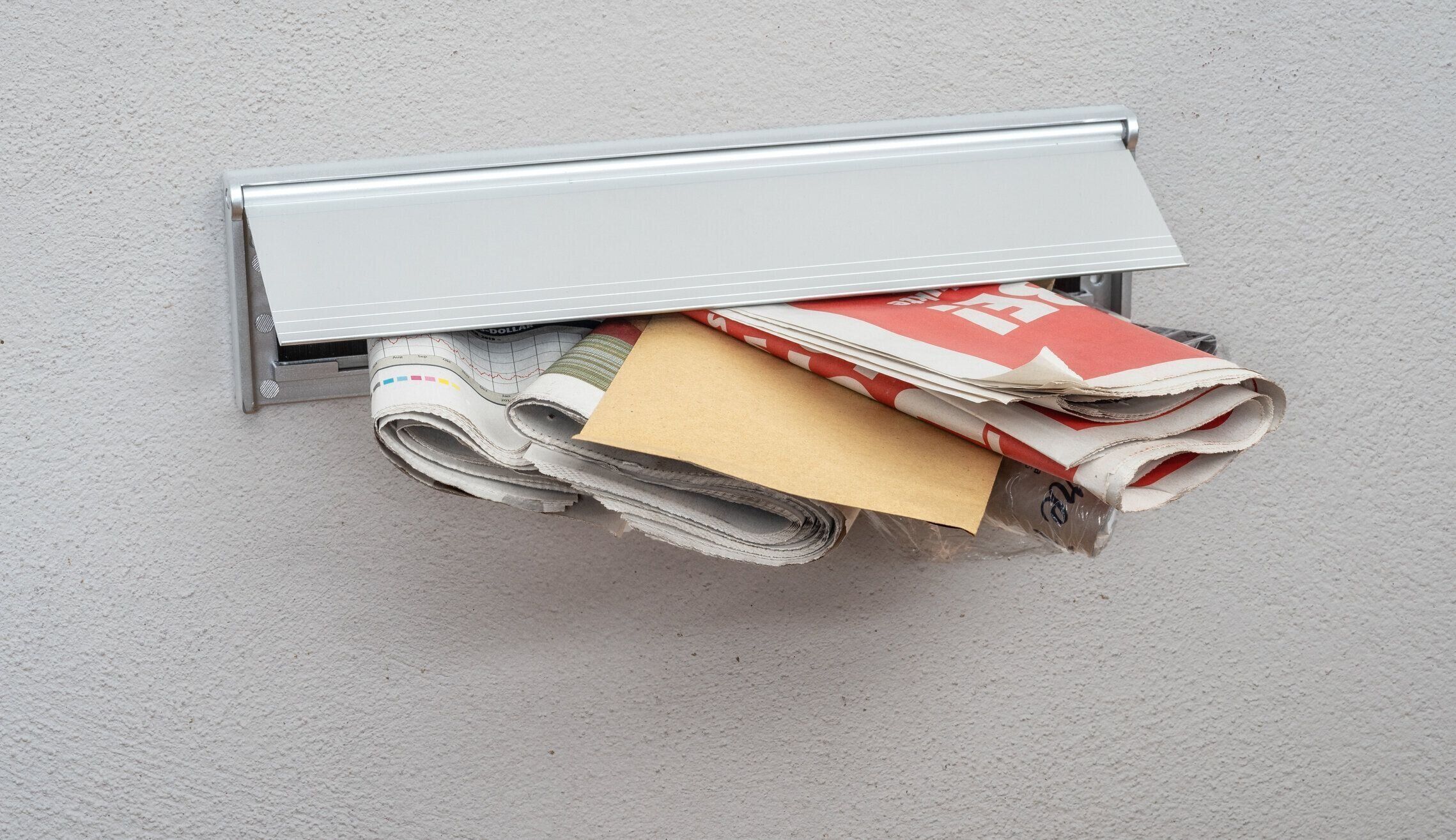 新聞とメールスロットの手紙