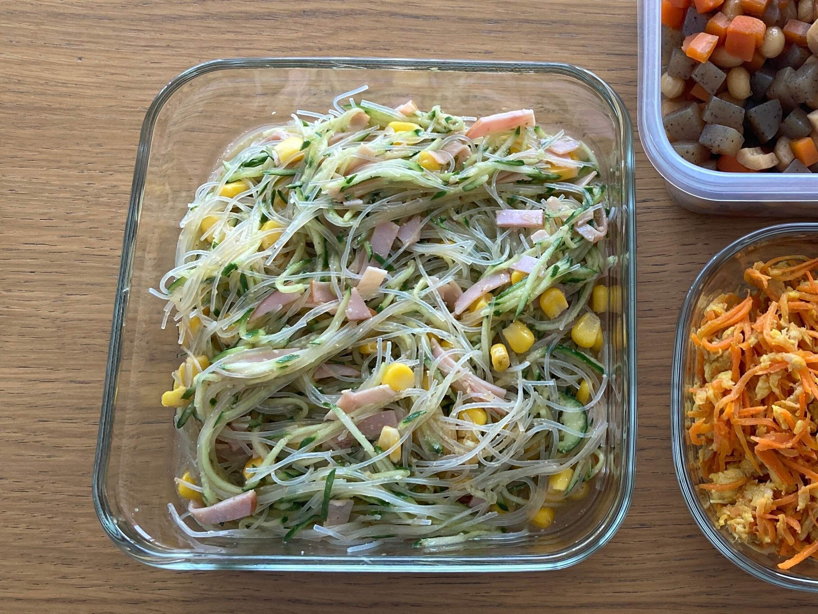 業務スーパーのカーネルコーンが入った春雨サラダ