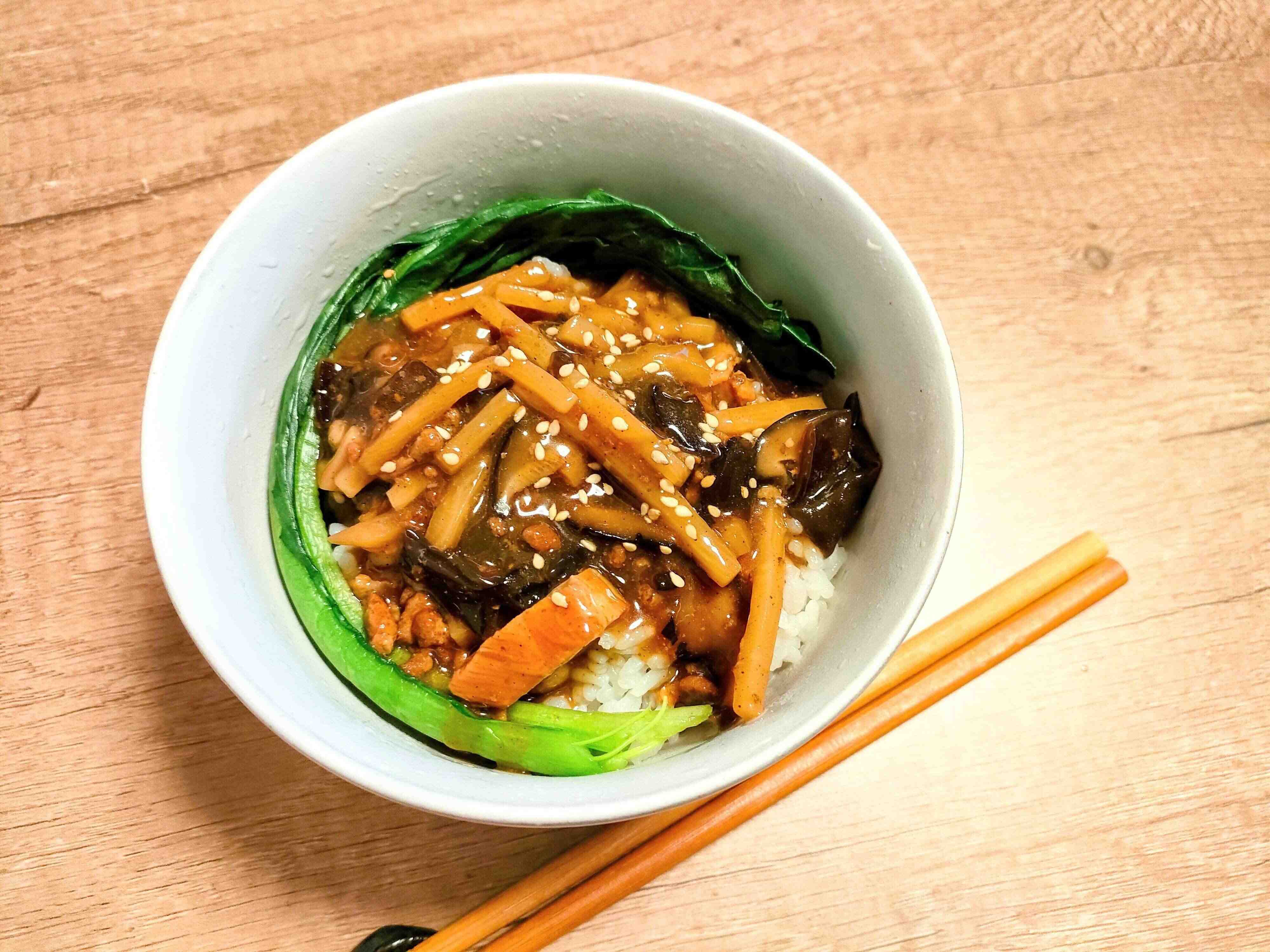 コストコ屋台めしルーローファン