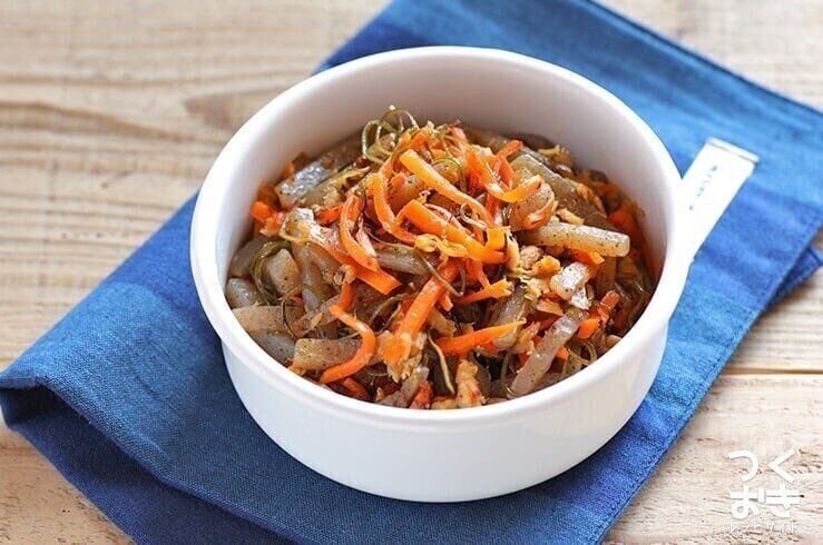 昆布とこんにゃくの炒め物