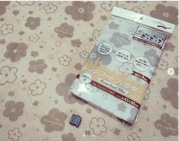 ロングセラーの定番商品 セリアのレンジフードフィルター サンキュ