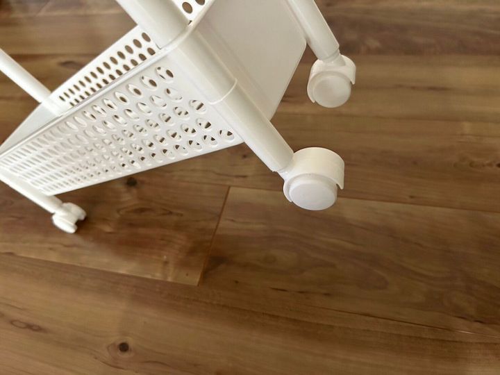 【ダイソー】550円だけど買い!プロもおすすめのスッキリ隙間収納が叶う優秀アイテムを発見