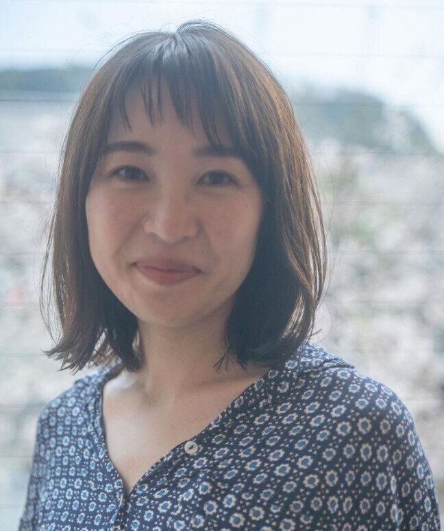 40代女性に似合う小顔に見えるボブヘアスタイル。大人カジュアルで柔らかなボブ