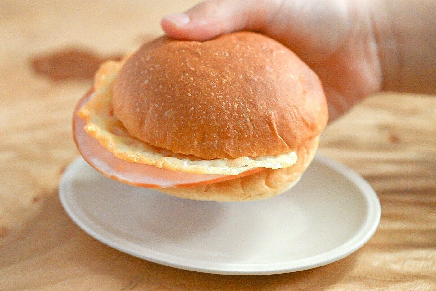 ハムとチーズのサンド