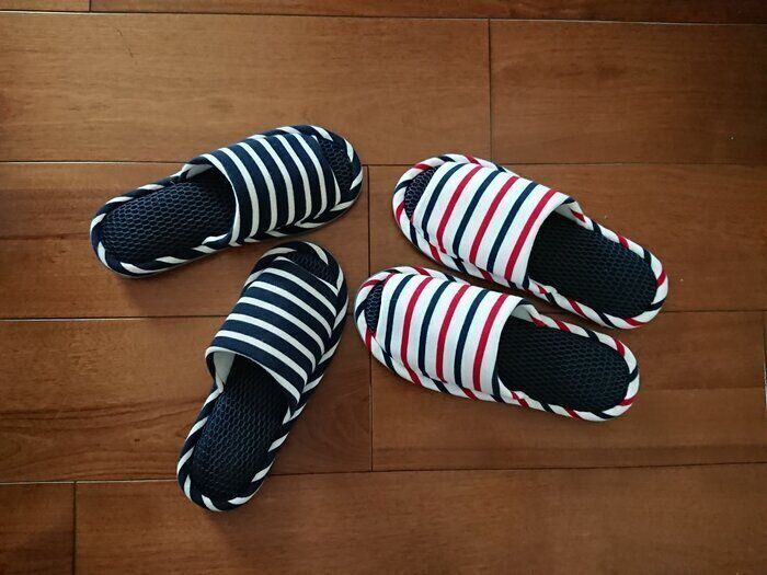 足を入れる部分がメッシュ素材になっているから蒸れにくく、とても気持ちがよい！